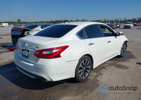 2016 Nissan Altima 2.5 Sv z USA, uszkodzony, nr VIN 1N4AL3AP3GC137540